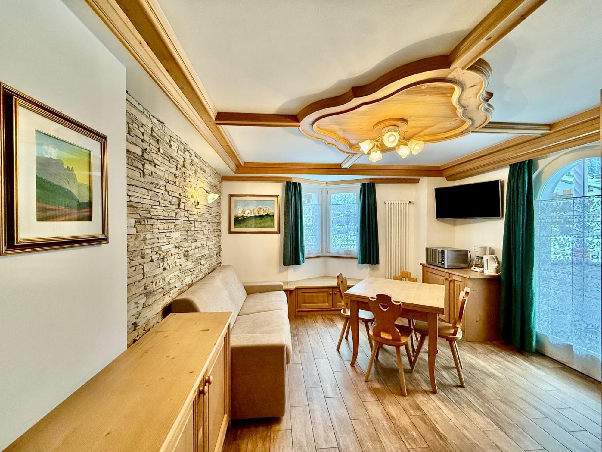 B&B Family Accommodation Canazei Bike Friendly Exterior foto
